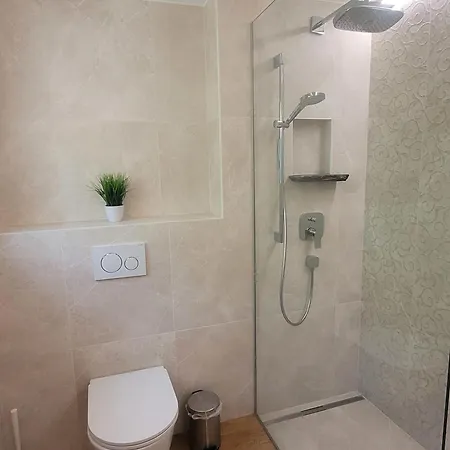 Casa Makatea Brione sopra Minusio
